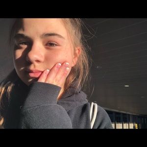 Meet your Posher, Maile